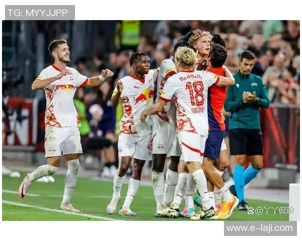 足球巨星巅峰对决谁能胜出看球员1v1单挑精彩较量